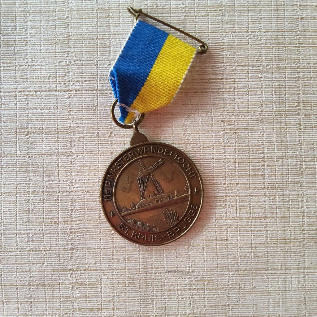 Medaille 11de Pinksterwandeltocht Sint-Kruis-Brugge, Timbres & Monnaies, Pièces & Médailles, Enlèvement ou Envoi, Bronze