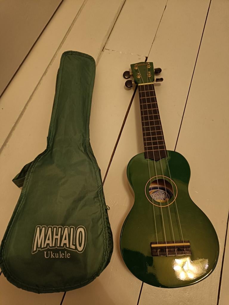 Mahalo ukulele, Ophalen