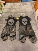 Stoere broekpakjes van het merk TTB aan outletprijs., Dieren en Toebehoren, Hondenkleding, Ophalen of Verzenden, Nieuw, Hondenkostuum