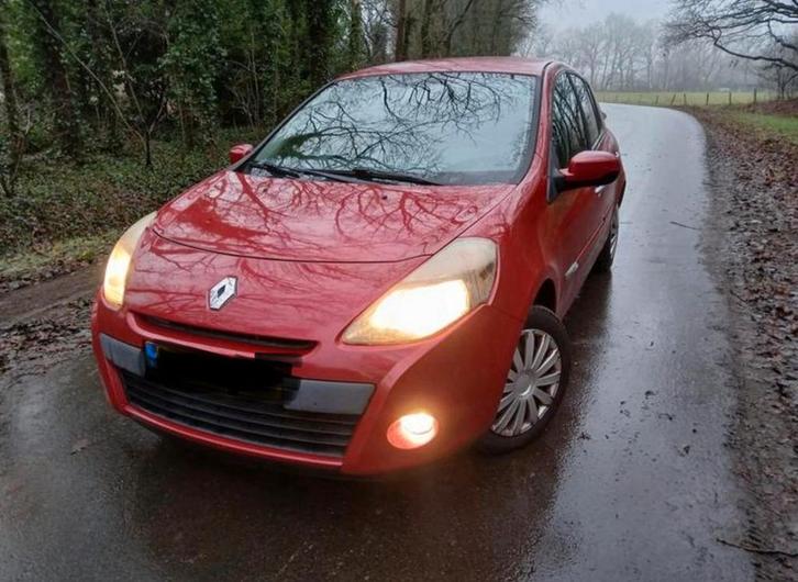 Renault Clio 1.2 Authentique — 2011 — 106.893 km — CT, Auto's, Renault, Particulier, Clio, ABS, Airbags, Airconditioning, Boordcomputer