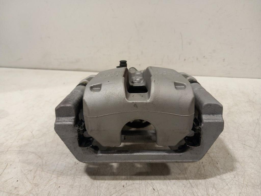 Remklauw links achter Tesla Model, Onderdelen@venauto.nl, Van der Ven Autorecycling B.V., Gebruikt, Ettenseweg 76, 4706 PB Roosendaal, The Netherlands