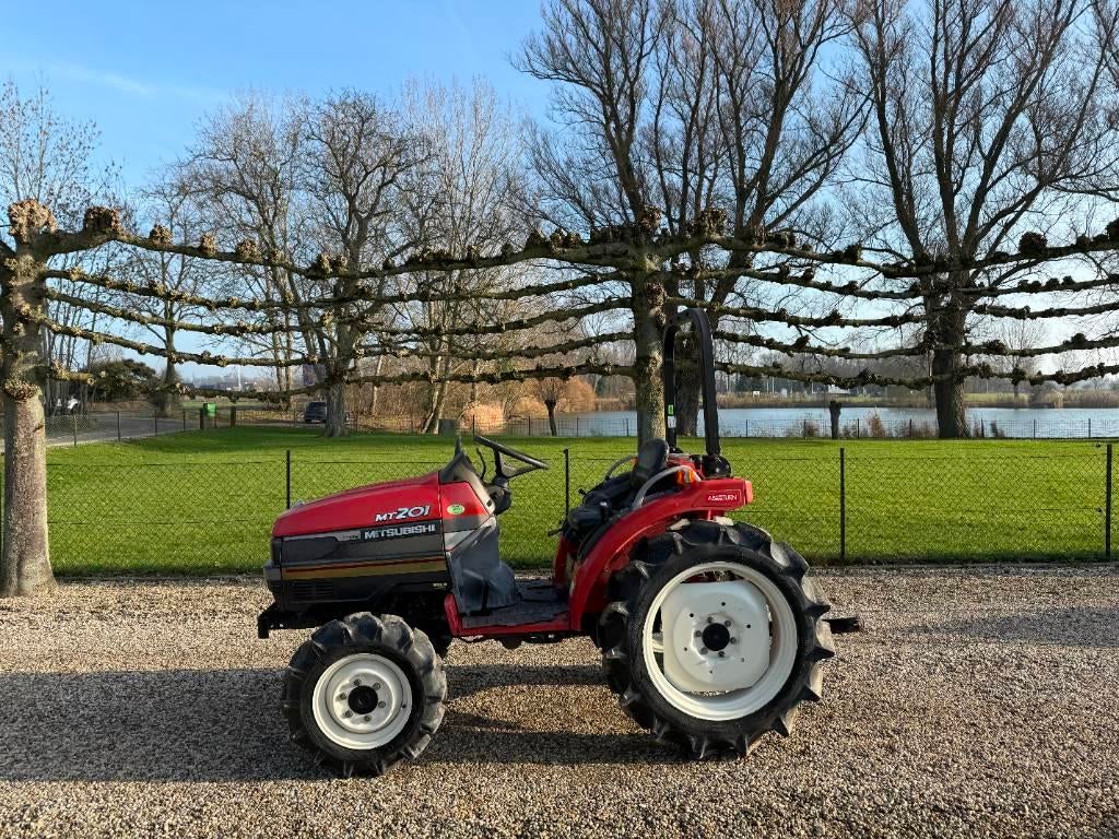 Mitsubishi MT 201 Minitractor/ Mini tractor, Autres types
