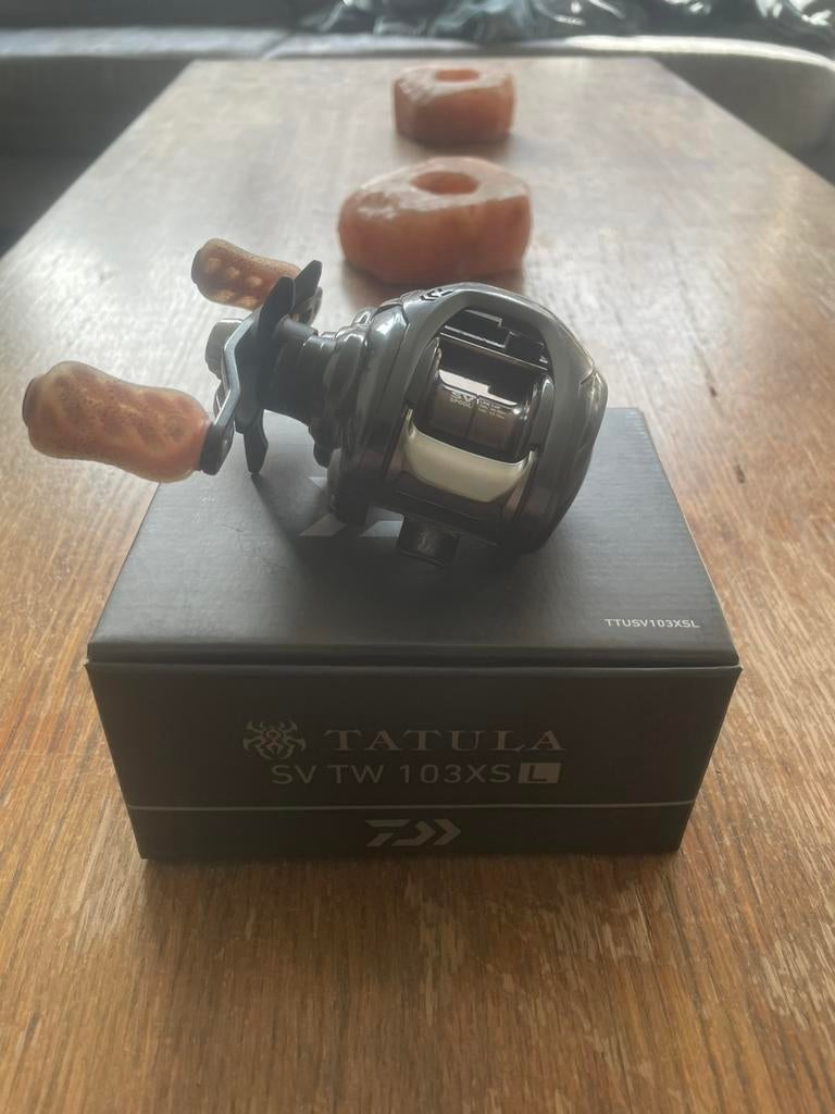 Daiwa tatula SV TW 103XSL, Watersport en Boten, Hengelsport | Roofvissen, Ophalen, Zo goed als nieuw