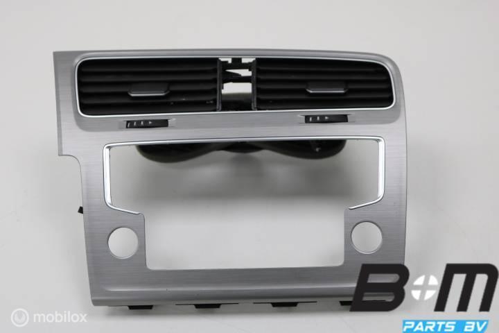 Navigatie omranding VW Golf 7 5G1819743D, Gebruikt