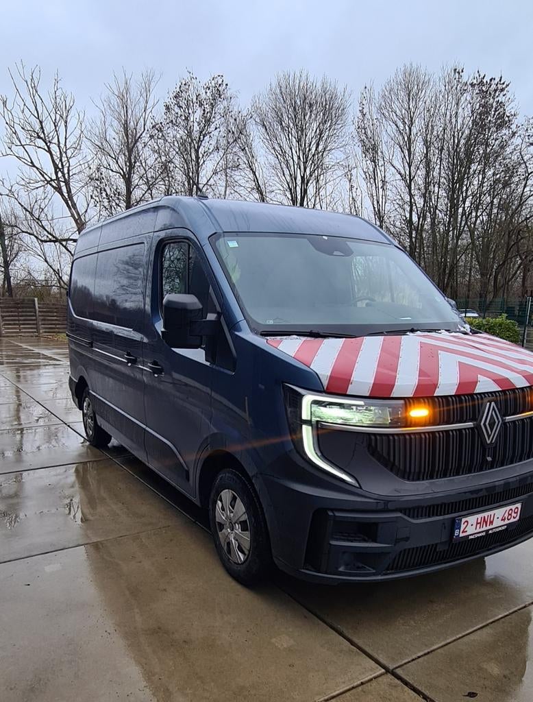 Renault master H2 L2 diesel 170pk, Autos, Camionnettes & Utilitaires, Argent ou Gris, Achat, 3 places, Entretenue par le concessionnaire