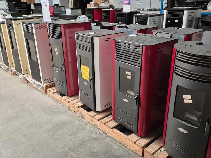 nouveau poêle à granulés jusqu'à -40 %, Bricolage & Construction, Chauffage & Radiateurs, Neuf, Enlèvement