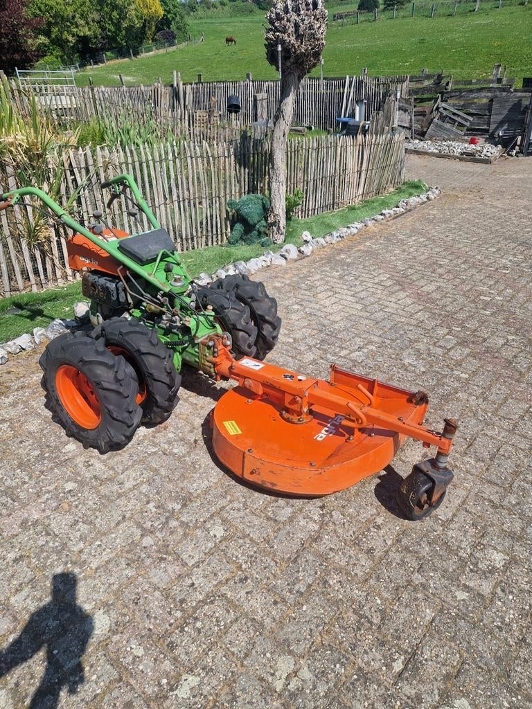 Maaier stofzuiger hakselaar, Articles professionnels, Enlèvement