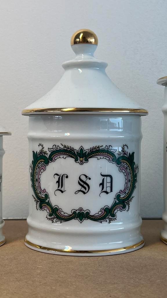 Apothekerspot ‘LSD’ - L, Antiek en Kunst, Antiek | Porselein, Ophalen