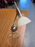 Bureaulamp, Enlèvement