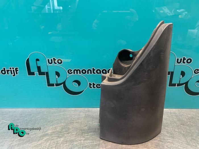 Bumperdeel rechts-achter van een Renault Kangoo (Kangoo 2 08, Auto-onderdelen, Gebruikt, -, Renault, -