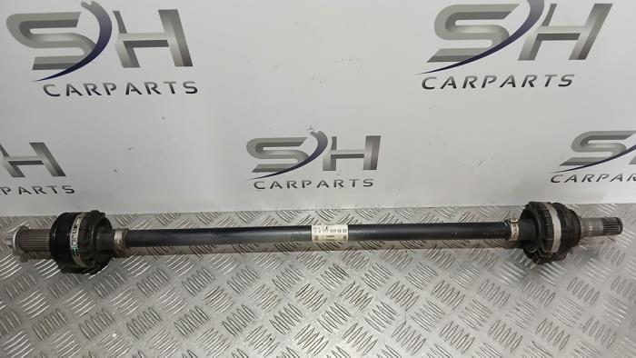 Arbre de transmission arrière droit d'un Mercedes A-Klasse, Autos : Pièces & Accessoires, Freins & Transmission, 3 mois de garantie