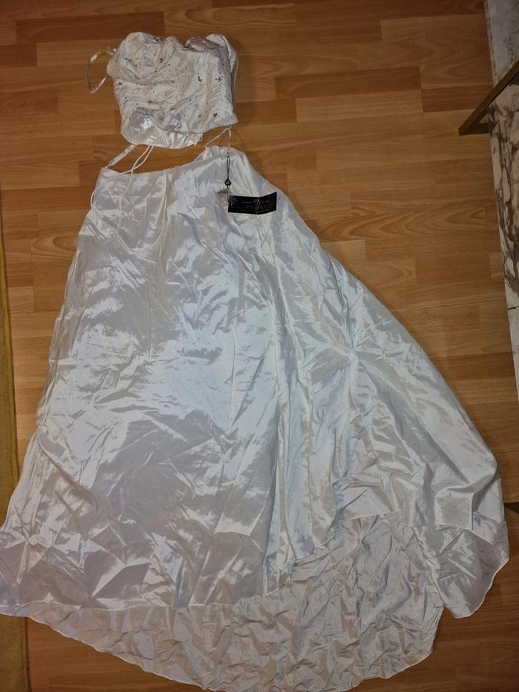 Trouwjurk nieuw, Kleding | Dames, Trouwkleding en Trouwaccessoires, Nieuw, Trouwjurk, Beige, Ophalen of Verzenden