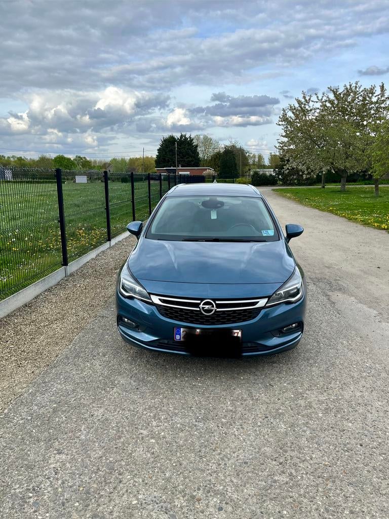 Opel Astra K break diesel, Euro 6, Boîte manuelle, Noir, 5 portes