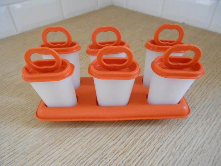 Tupperware - glaces-maison - cc, Maison & Meubles, Cuisine| Tupperware, Enlèvement ou Envoi