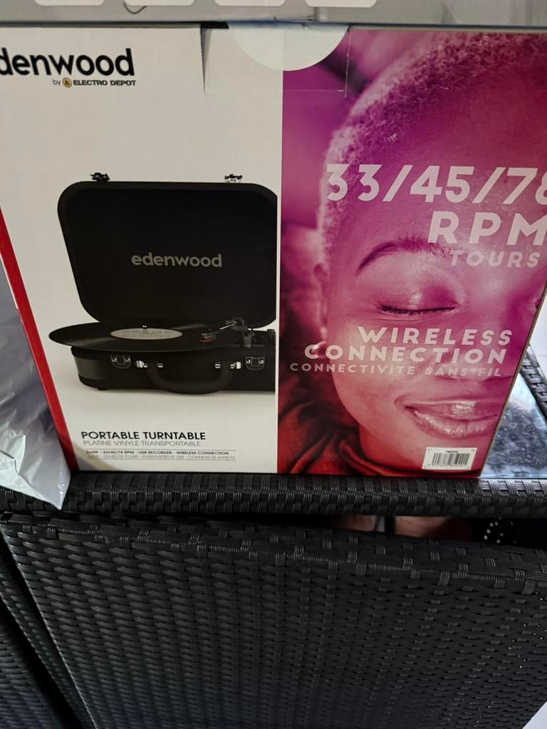 Tourne disque neuf, Enlèvement, Comme neuf