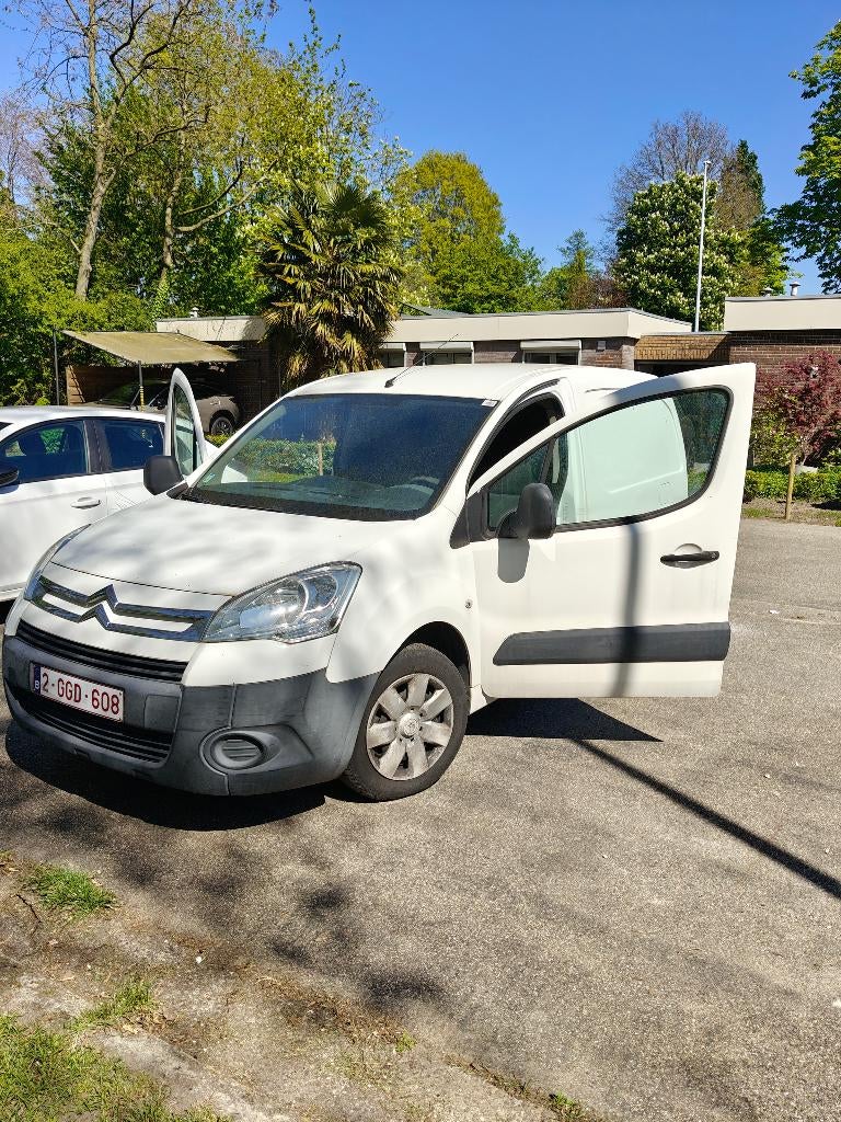 Citroen Berlingo 2010, Auto's, Bestelwagens en Lichte vracht, Voorwielaandrijving, Stof, Zwart, 4 cilinders