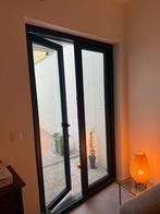 Raam, Doe-het-zelf en Bouw, Raamkozijnen en Schuifdeuren, Kunststof, Zo goed als nieuw, 150 tot 225 cm, Inclusief glas