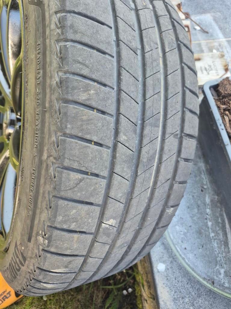 Jantes et pneus Mercedes 225 45 18, Enlèvement