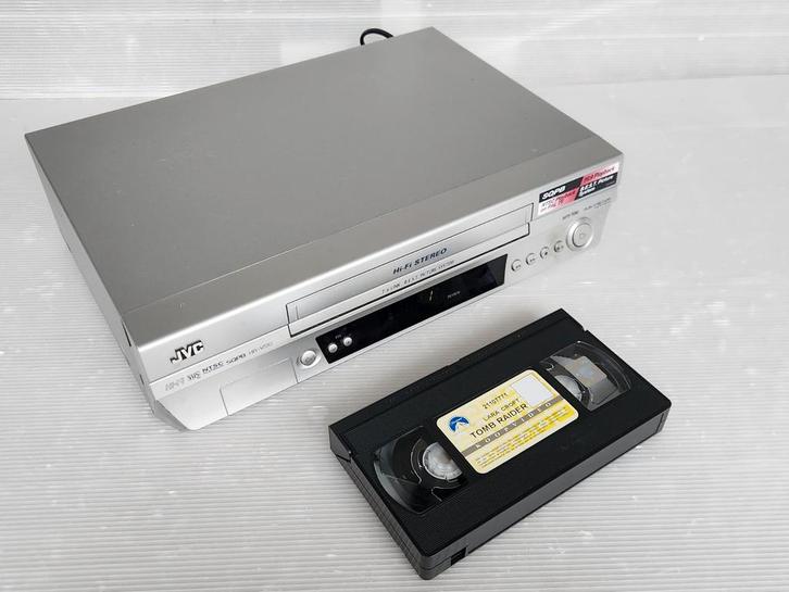 Enregistreur vidéo PAL avec fonction NTSC, TV, Hi-fi & Vidéo, Lecteurs vidéo, Comme neuf, Lecteur ou enregistreur VHS, Enlèvement ou Envoi