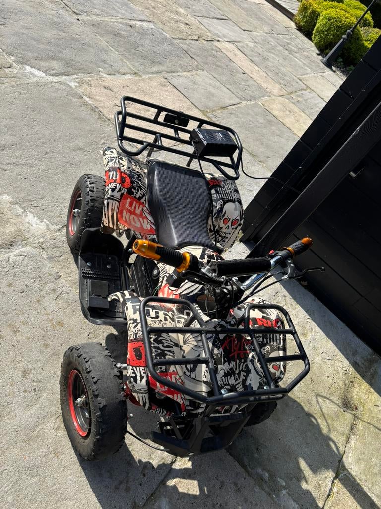 Elektrische kinderquad – werkt perfect – €300