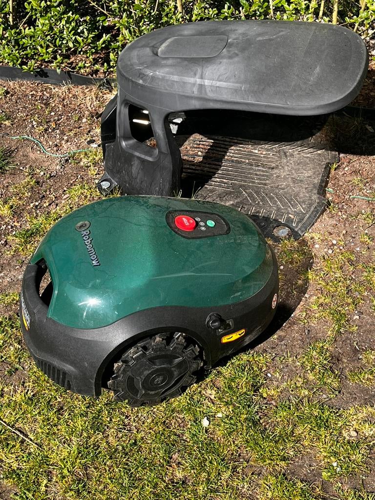 Robomow tuinrobot RT300, Ophalen, Gebruikt, Minder dan 20 cm, Bestuurbaar via app