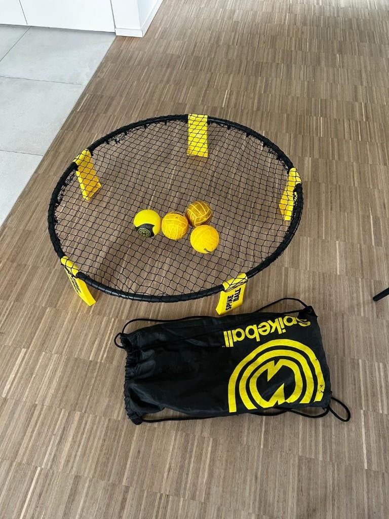 Spikeball set, Verzamelen, Sportartikelen en Voetbal, Ophalen, Gebruikt, Spel