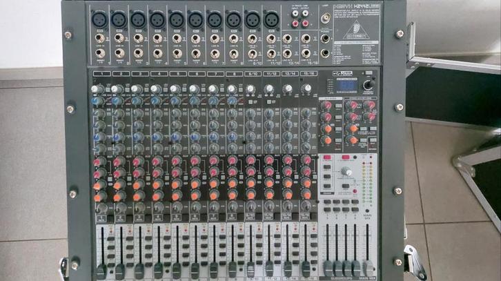 Xenyx x2442 usb + Flight road ready + Numark cdn450, Musique & Instruments, Tables de mixage, Comme neuf, 10 à 20 canaux, Enlèvement