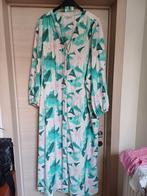 Lang kleedje wit_ groen/ rose JBC mt 46( eerder50/52), Kleding | Dames, Jurken, Ophalen of Verzenden, Groen