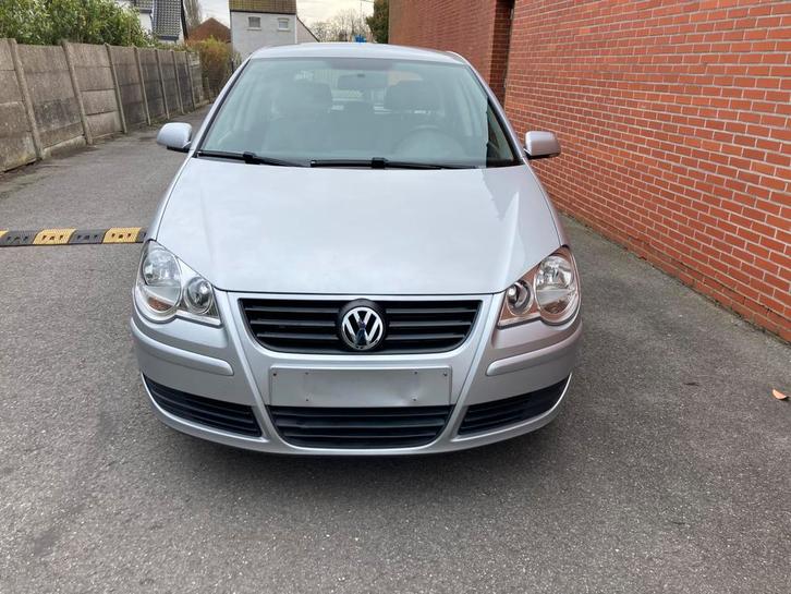 VW Polo 1.2 essence, Autos, Volkswagen, Particulier, Polo, ABS, Airbags, Air conditionné, Bluetooth, Ordinateur de bord, Verrouillage central