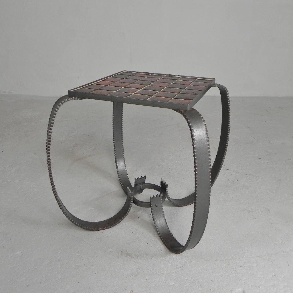Brutalist salontafel, tegeltafel met 36 tegels, jaren 50, Antiek en Kunst, Antiek | Meubels | Tafels, Ophalen of Verzenden