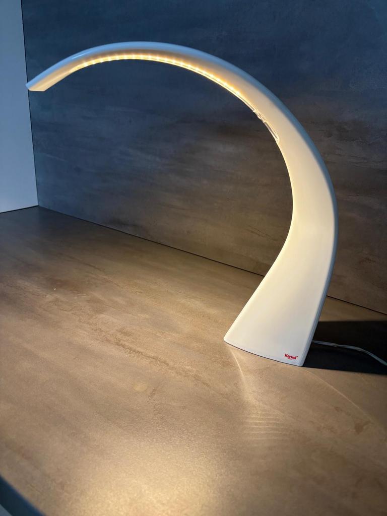 Leeslamp.   Kartell, Ophalen, Zo goed als nieuw