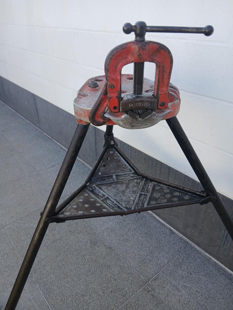 Ridgid tristand / driepikkel, Ophalen, Gebruikt