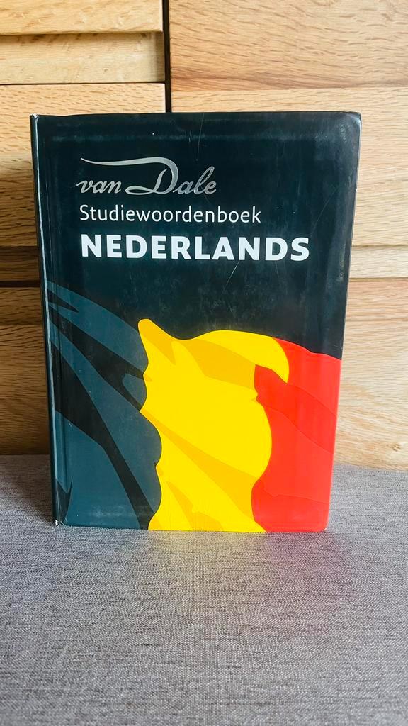 Van Dale Studiewoordenboek Nederlands CD-ROM, Boeken, Woordenboeken, Gelezen, Nederlands, Van Dale, Ophalen of Verzenden
