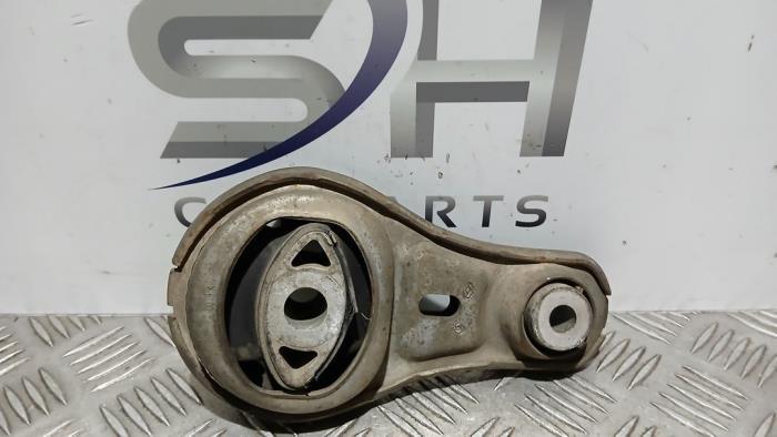 Support boîte de vitesse d'un Mercedes Vito, Autos : Pièces & Accessoires, Suspension & Châssis, Mercedes-Benz, Utilisé, 3 mois de garantie