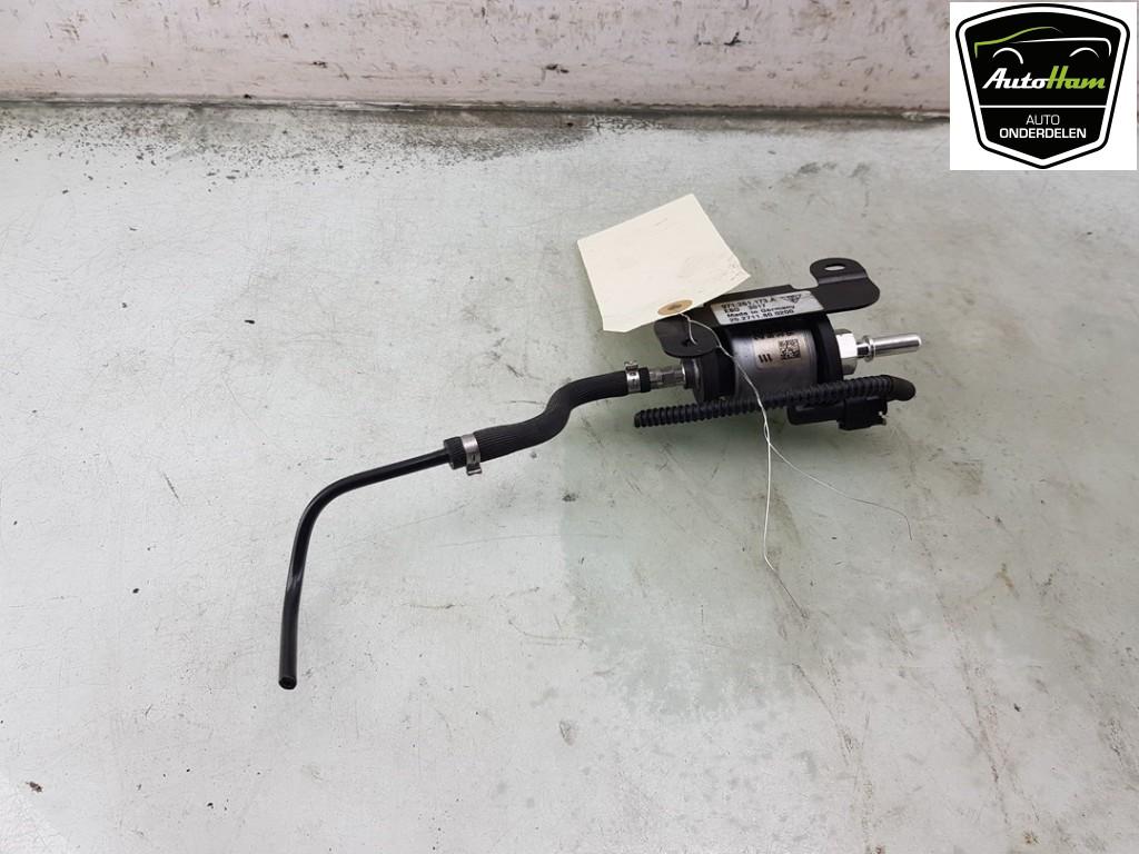 BRANDSTOFPOMP ELECT. Porsche Panamera (971G), Gebruikt, Porsche