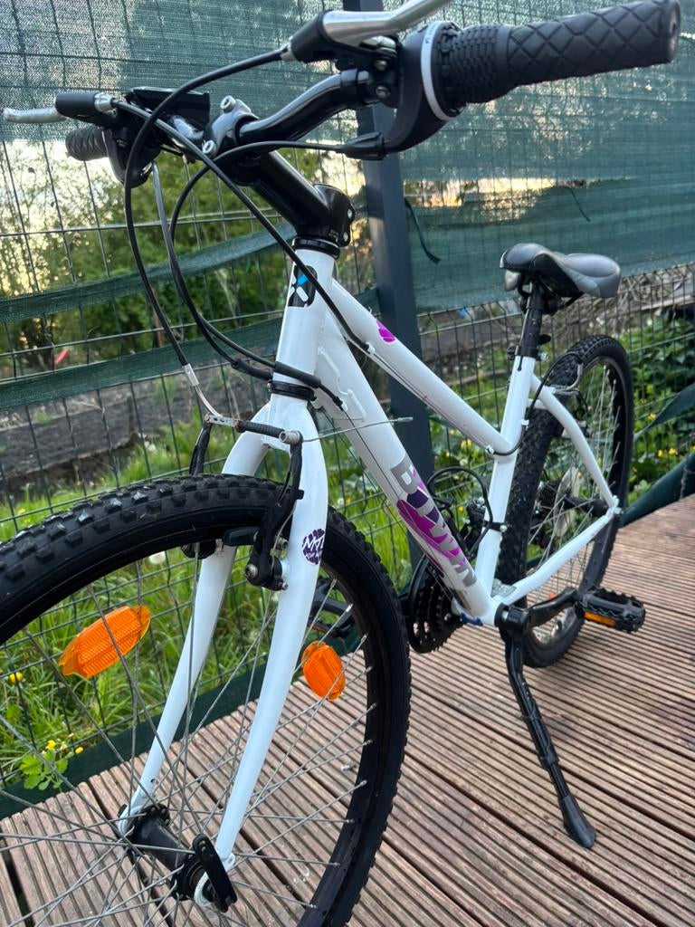 VTT B'TWIN Rockrider 300 - 26 pouces - Très bon état, Fietsen en Brommers, Fietsen | Dames | Sportfietsen en Toerfietsen, Zo goed als nieuw