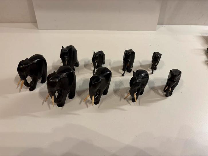 9 éléphants vintage en ébène – Artisanat d'Afrique (70s/80s), Antiquités & Art, Art | Sculptures & Bois, Enlèvement