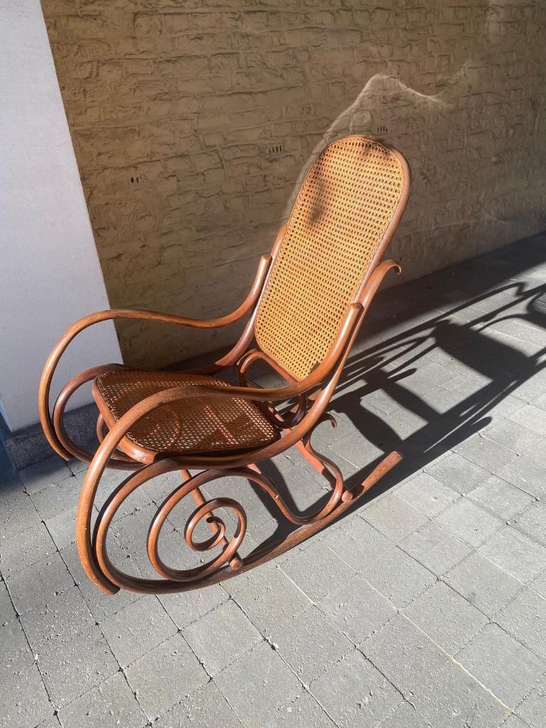 Rocking chair vintage style Thonet – charme ancien,, Antiquités & Art, Antiquités | Meubles | Chaises & Canapés, Enlèvement