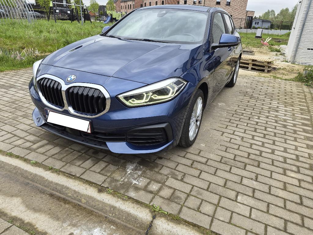 BMW 120i automatic, van 06/2021 met 59.500km, Auto's, BMW, 1998 cc, Blauw, 131 kW, 5 zetels