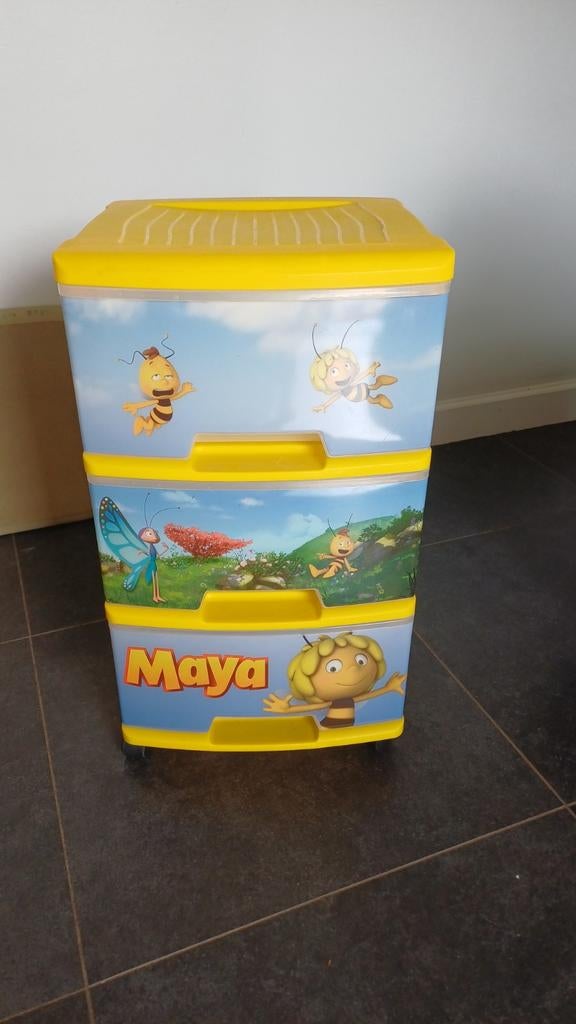 Kastje maya de bij, Ophalen