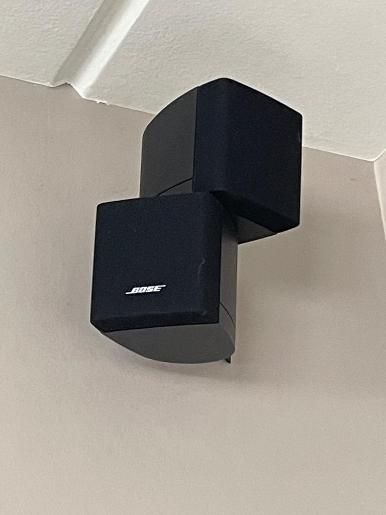Bose luidsprekers 5stuks incl.woofer, TV, Hi-fi & Vidéo, Enceintes, Enlèvement, Utilisé, Ensemble surround complet, Bose