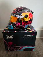 Max Verstappen helm 1/2 Miami 2022, Collections, Marques automobiles, Motos & Formules 1, Enlèvement ou Envoi, Neuf, ForTwo