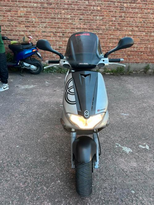 Te koop: Gilera Runner 200cc 4T (A1 papieren), Fietsen en Brommers, Scooters | Piaggio, Zo goed als nieuw, Overige modellen, Benzine