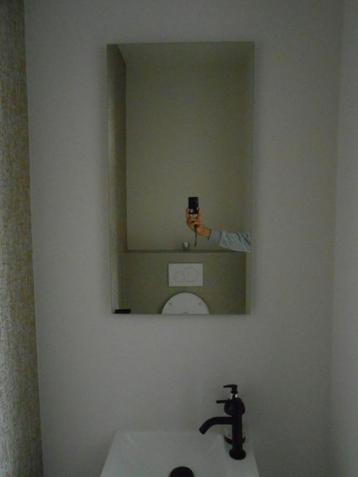 Prachtige splinternieuwe facetspiegel 60x40cm voor badkamer beschikbaar voor biedingen