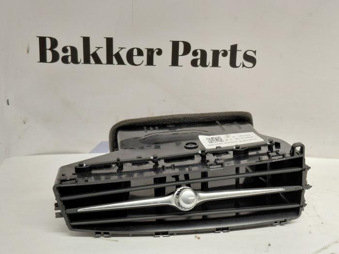 Grille aération tableau de bord d'un Volvo V60, Autos : Pièces & Accessoires, Tableau de bord & Interrupteurs, Volvo, Utilisé