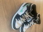 Nike Air Jordan 1 Mid Green Glow Maat 39, Ophalen, Wit, Nike, Sneakers