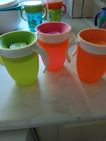3 gobelet munchkin, Enlèvement, Utilisé