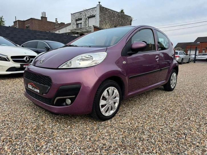 Peugeot 107 107 1.0i *12 mois de garantie* (bj 2014), Auto's, Peugeot, Bedrijf, Te koop, ABS, Airbags, Centrale vergrendeling