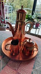 Vintage koffiepot met melk- en suikerpotje in koper, Antiek en Kunst, Ophalen