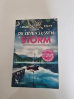 Lucinda Riley De Zeven Zussen (Storm), Boeken, Ophalen of Verzenden, Zo goed als nieuw